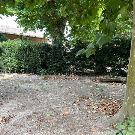 Le Clos Des Cadots - Chambre Chaintre Luaran gambar