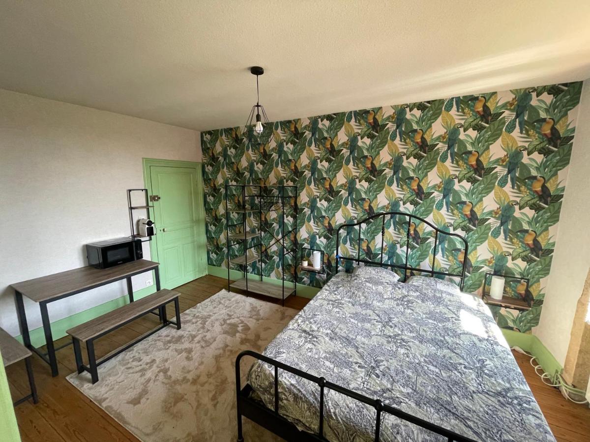 Le Clos Des Cadots - Chambre Chaintre Luaran gambar